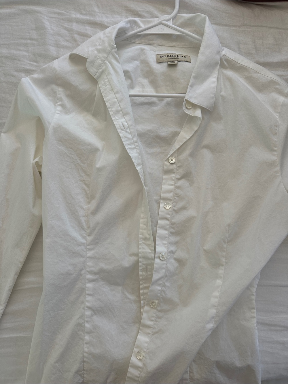 Burberry White women’s Button-Front Dress Shirt